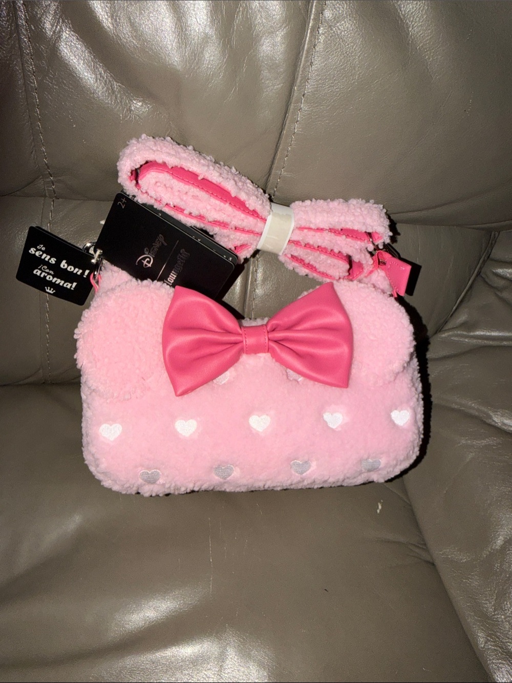 Minnie Mouse Exclusive Hearts Strawberry Scented Sherpa Crossbody Bag